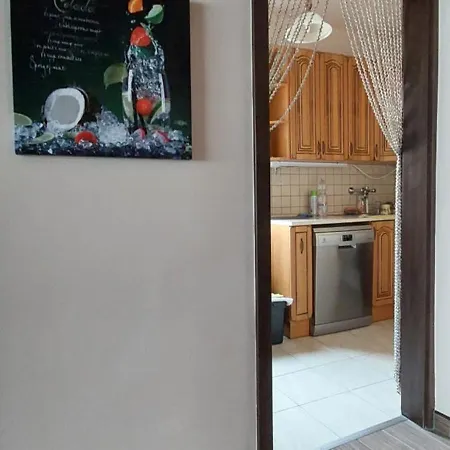 アパート Summer Kardos