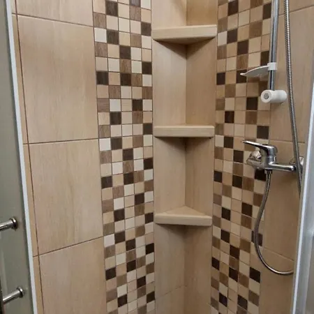 アパート Summer Kardos